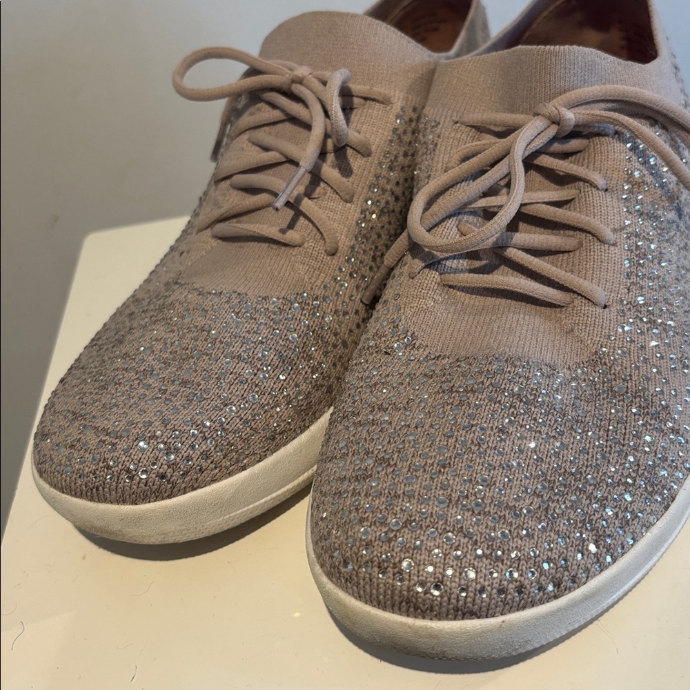 Fitflop Beige Knit Sneakers with Sparkle size 8 - Picture 12 of 12